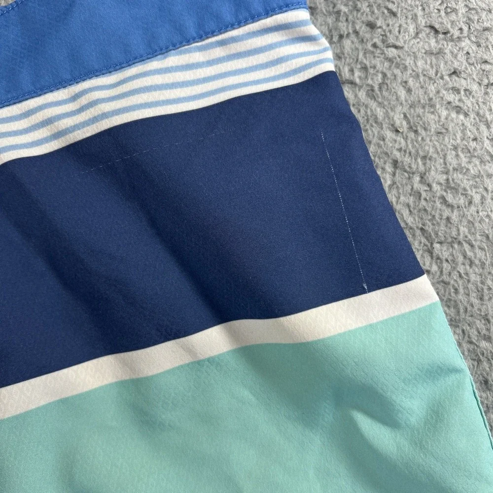 Vineyard Vines please review